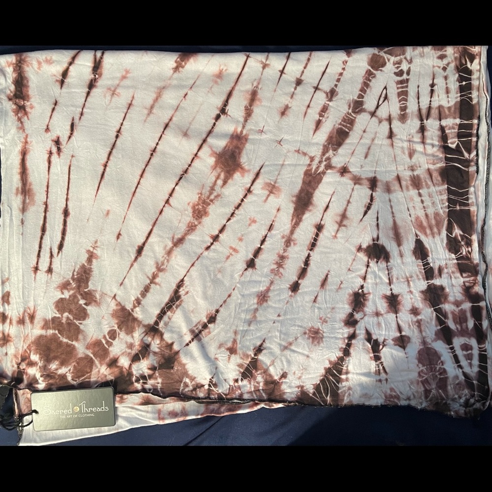 NWT. Tie-dye Scarf by Sacred Threads. BL/RD 2. 221045 - Picture 2 of 3